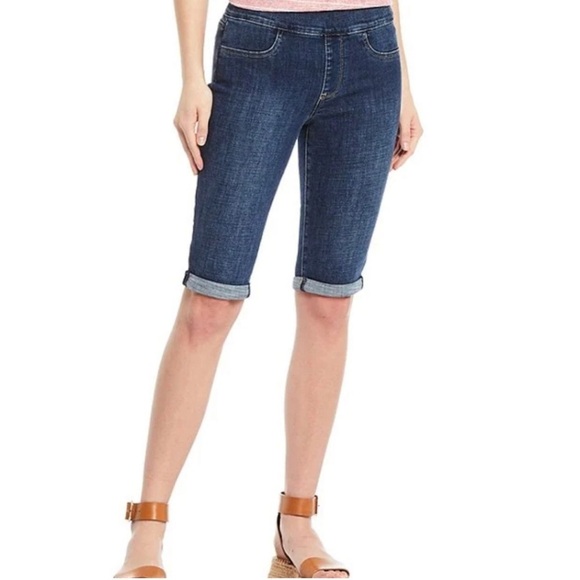 Nwt NYDJ Double Roll Cuff Bermuda Mid Rise Pull-On Shorts Size 6 - Picture 1 of 11